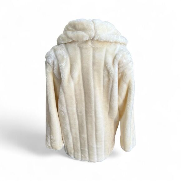 Vintage pllush, snow-white faux mink coat with a dramatic shawl collar. Size M/L - Picture 8 of 8